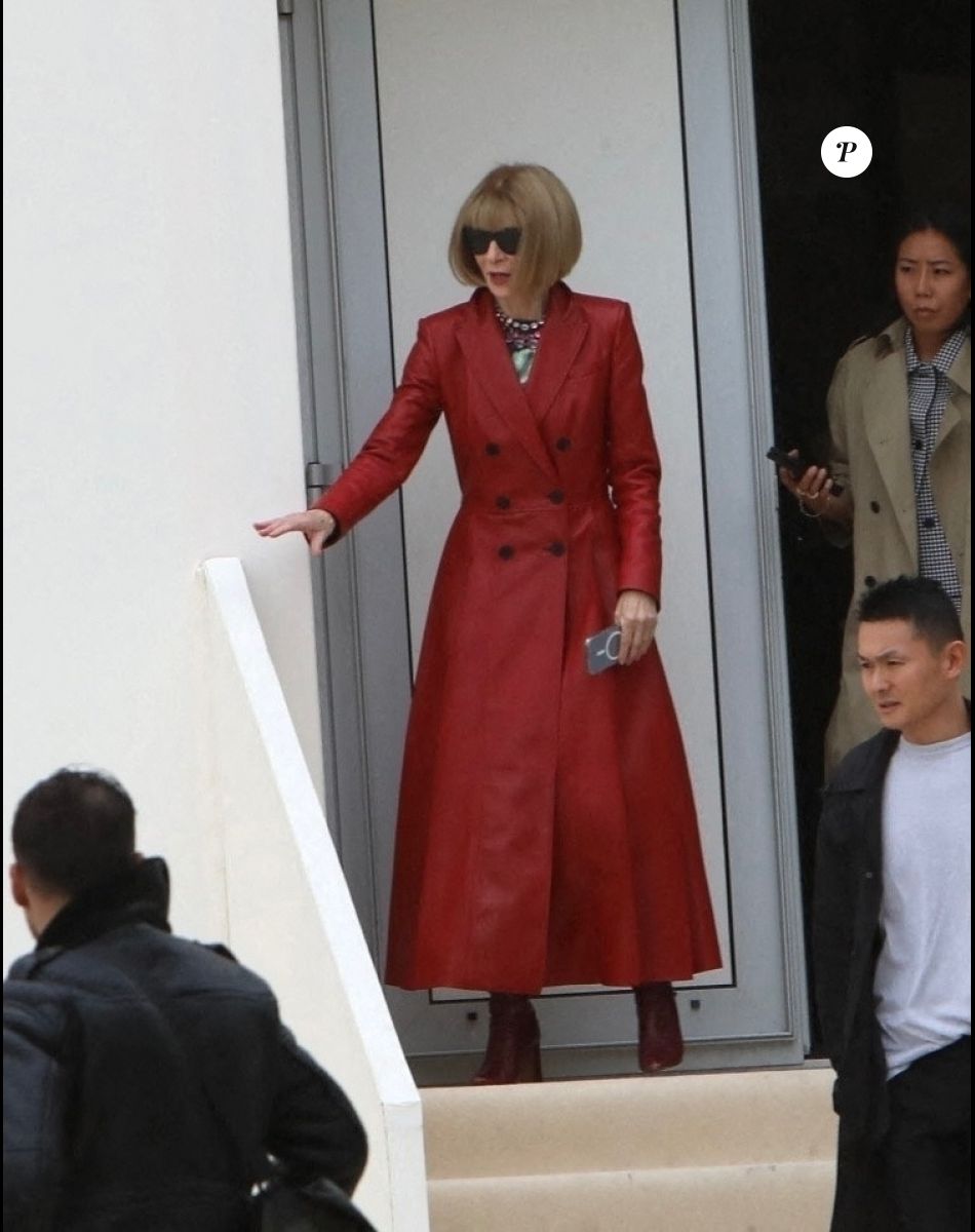 Anna Wintour - Célébrités au défilé Dior Collection Femme Prêt-à-porter Printemps/Eté 2023 lors de la Fashion Week de Paris, France, le 27 septembre 2022.