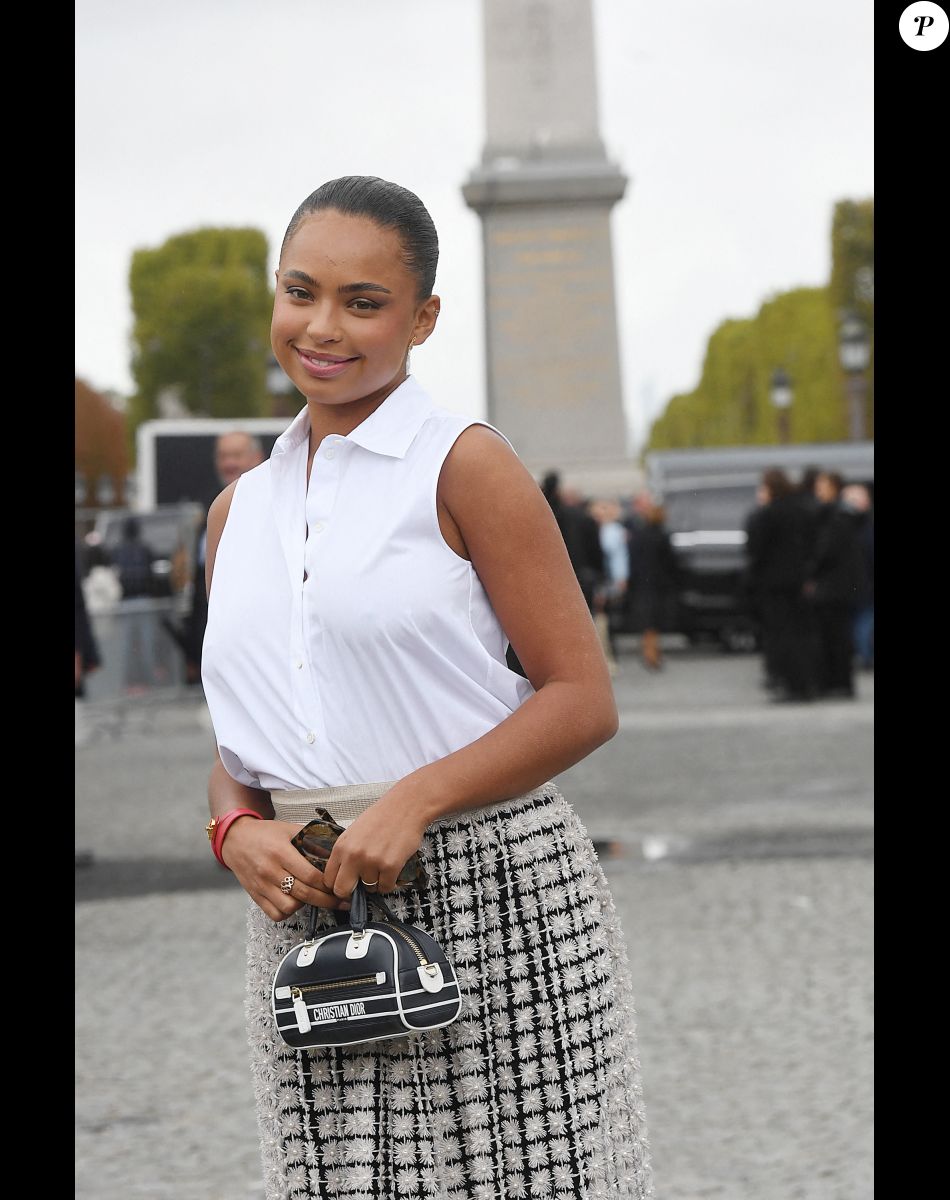 Paola Locatelli - Célébrités au défilé Dior Collection Femme Prêt-à-porter Printemps/Eté 2023 lors de la Fashion Week de Paris, France, le 27 septembre 2022. © Giancarlo Gorassini/Bestimage