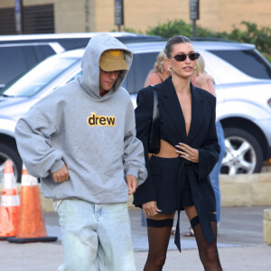 Justin Bieber et sa femme Hailey (Baldwin) arrivent à la soirée de K.Jenner. 