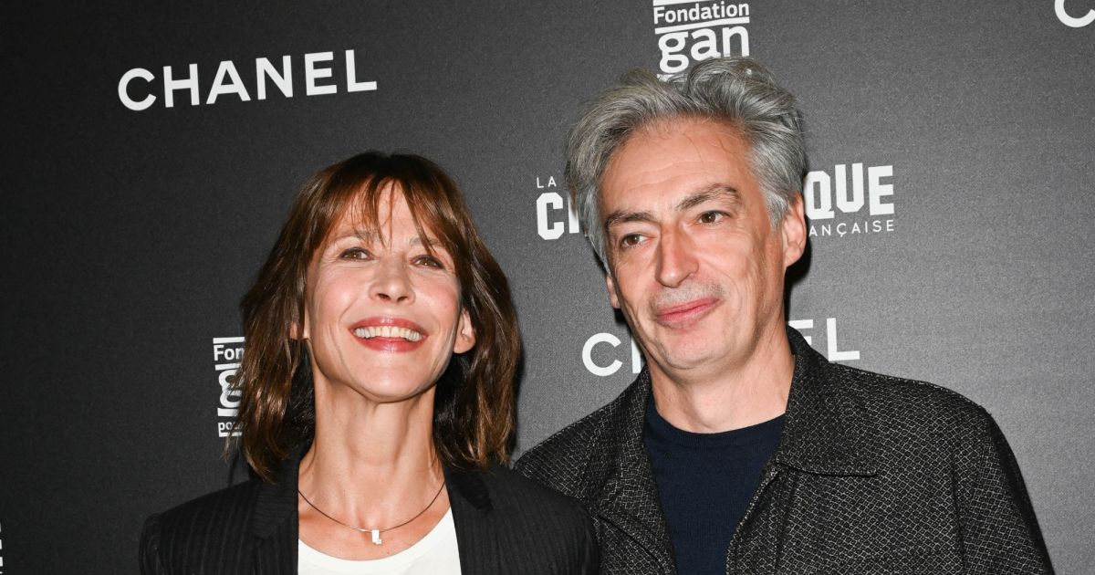 Sophie Marceau Et Jean Paul Civeyrac Au Photocall De Lavant Première Du Film Une Femme De Notre