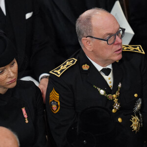 Le prince Albert II de Monaco et la princesse Charlene - Service funéraire à l'Abbaye de Westminster pour les funérailles d'Etat de la reine Elizabeth II d'Angleterre. Londres, le 19 septembre 2022.