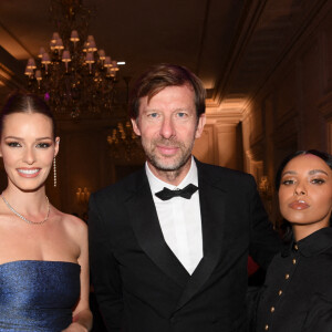 Maëva Coucke (Miss France 2018), Dominique Busso, Kat Graham - Soirée du Grand Dîner "Trophée Forbes" au Four Seasons Hôtel George V Paris le 30 septembre 2022. © Coadic Guirec - Rachid Bellak / Bestimage 