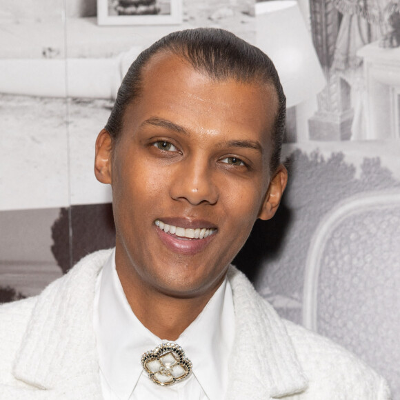 Le chanteur Stromae (Paul van Haver) - Photocall au défilé Chanel Collection Femme Prêt-à-porter Printemps/Eté lors de la Fashion Week de Paris (PFW), France © Olivier Borde/Bestimage 