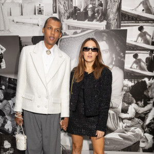 Le chanteur Stromae (Paul van Haver) et sa femme Coralie Barbier - Photocall au défilé Chanel Collection Femme Prêt-à-porter Printemps/Eté 2023 lors de la Fashion Week de Paris (PFW), France, le 4 octobre 2022. © Olivier Borde/Bestimage 