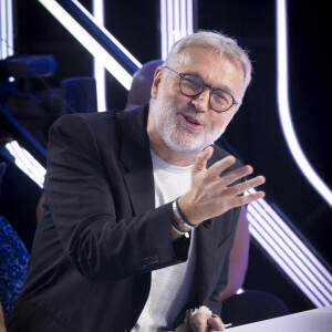 Laurent Ruquier sur le plateau de l'émission Touche pas à mon poste (TPMP) diffusée en direct sur C8 le 30 août 2022 et présentée par C.Hanouna. © Jack Tribeca / Bestimage 