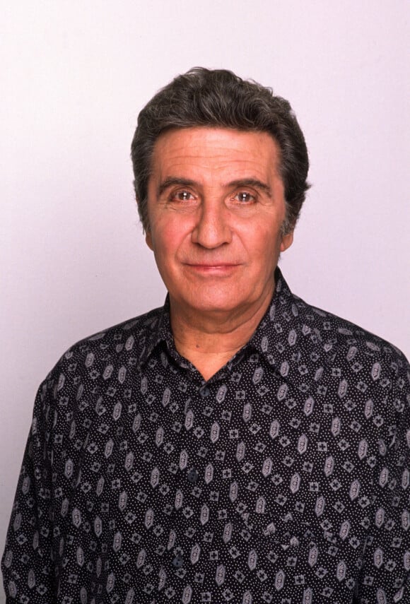Gilbert Bécaud en 1990.