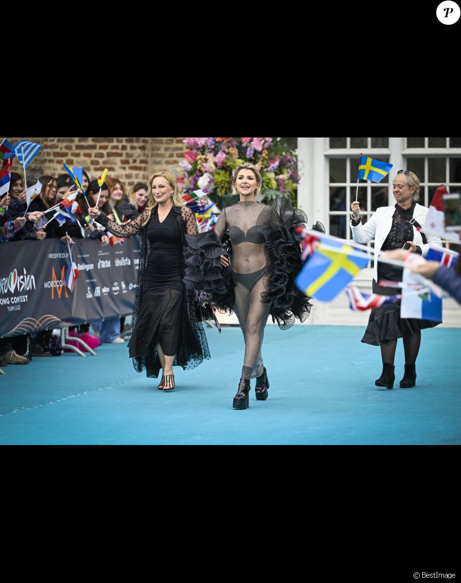 Cornelia Jakobs, Sweden, au photocall de "l'Eurovision 2022" à Turin, le 8 mai 2022. Photocall of the opening ceremony of the Eurovision Song Contest 2022 in Turin. May 8th, 2022.