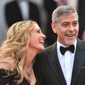 Julia Roberts, George Clooney - Montée des marches du film "Money Monster" lors du 69ème Festival International du Film de Cannes. Le 12 mai 2016. © Giancarlo Gorassini/Bestimage 
