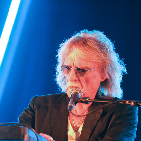 Archives - Le chanteur Christophe ( Daniel Bevilacqua 74 ans) est hospitalisé en réanimation à Paris pour lutter contre le coronavirus (COVID-19) Festival Fnac Live à l'hôtel de ville à Paris le 17 juillet 2014 Stéphane Allaman / Panoramic / Bestimage 