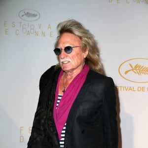 Le chanteur Christophe (Daniel Bevilacqua) - Dîner d'ouverture du 68ème festival international du film de Cannes. Le 13 mai 2015 