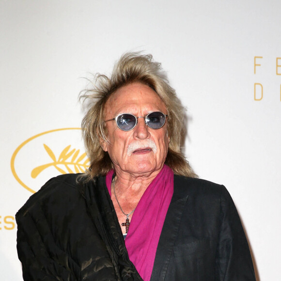 Le chanteur Christophe (Daniel Bevilacqua) - Dîner d'ouverture du 68ème festival international du film de Cannes. Le 13 mai 2015 