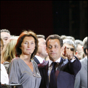 Cécilia et Nicolas Sarkozy - Soirée sur la place de la Concorde pour fêter la victoire de Nicolas Sarkozy.