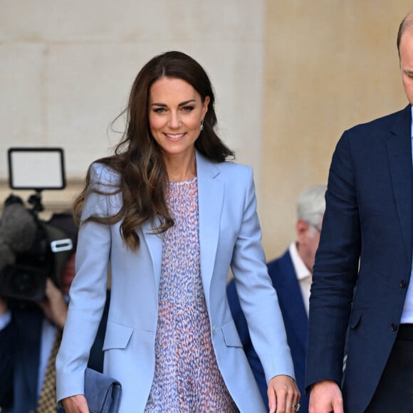 Le prince William, duc de Cambridge, et Catherine (Kate) Middleton, duchesse de Cambridge, visitent le musée Fitzwilliam de l'Université de Cambridge, Royaume Uni, le 23 juin 2022. Le couple princier va découvrir une peinture d'eux-mêmes qui sera révélé au public pour la première fois. 