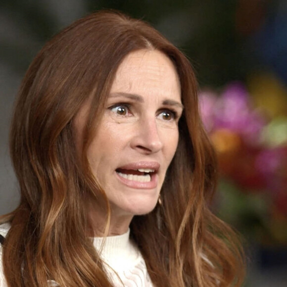 George Clooney et Julia Roberts sur le plateau de l'émission "The Today Show" à Los Angeles, le 10 octobre 2022. 