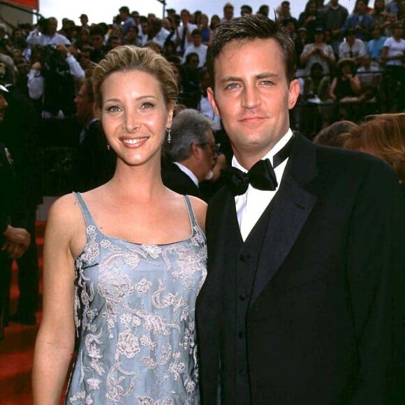 Lisa Kudrow et Matthew Perry - Soirée Emmy Awards à Los Angeles en 1997
