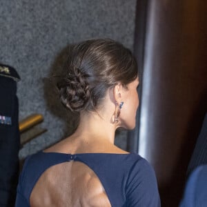 La reine Letizia d'Espagne lors de l'ouverture de la nouvelle saison du théâtre Royal à Madrid le 24 octobre 2022. 