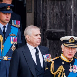 Le prince William, prince de Galles, Le prince Andrew, duc d'York, Le roi Charles III d'Angleterre, le prince Edward, comte de Wessex et La princesse Anne - Funérailles d'Etat de la reine Elizabeth II d'Angleterre, à Londres, Royaume Uni, le 19 septembnre 2022. 