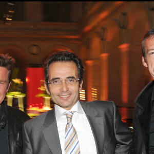 Benjamin Castaldi, Laurent Storch et Jean-Luc Reichmann lors du cocktail de rentrée de TF1 au Palais Brongniart à Paris en 2010.