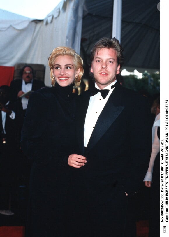 Julia Roberts et Kiefer Sutherland au Oscars 1991.  