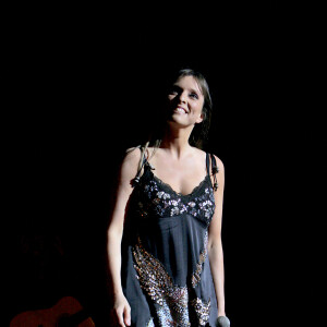 Exclusif - Lynda Lemay fête sa 40ème représentation à l'Olympia et ses 40 ans le 25 avril 2007