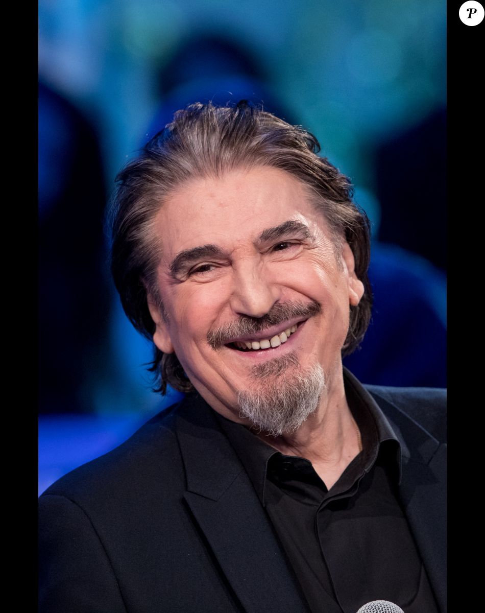Serge Lama - Enregistrement de l'émission MerciBrassens, dans les studios de La Plaine Saint-Denis, qui sera diffusée sur France 2 le samedi 18 février en prime time. Le 31 janvier 2017 © Cyril Moreau / Bestimage.