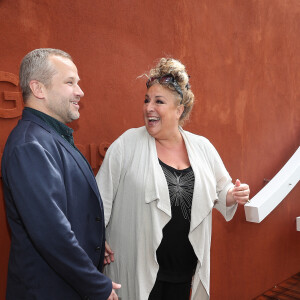Marianne James et son compagnon Bertrand Edl - Jour 10 - Les célébrités au village des Internationaux de Tennis de Roland Garros à Paris. Le 6 juin 2017 © Moreau-Jacovides / Bestimage 