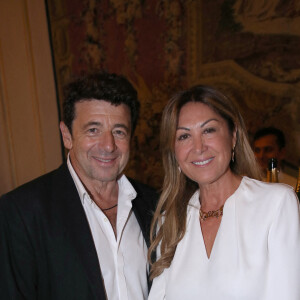 Patrick Bruel et Kareen Hechter Lazar - Dîner du 35ème Gala "Vaincre le cancer" au profit de la lutte contre les cancers au Cercle de l'Union Interalliée à Paris le 29 octobre 2022. Plus de 90.000 cancers n’ont pu être diagnostiqués en 2020 à cause de la pandémie de la covid-19. Sans ces dommages collatéraux, le cancer reste la première cause de mortalité prématurée en France. Face à ce constat, il est urgent de ne pas relâcher les efforts dans la recherche contre le cancer au risque d’effacer une partie non négligeable des progrès réalisés ces dernières années, ce qui aurait pour conséquence d’impacter les malades. © Bertrand Rindoff / Bestimage 