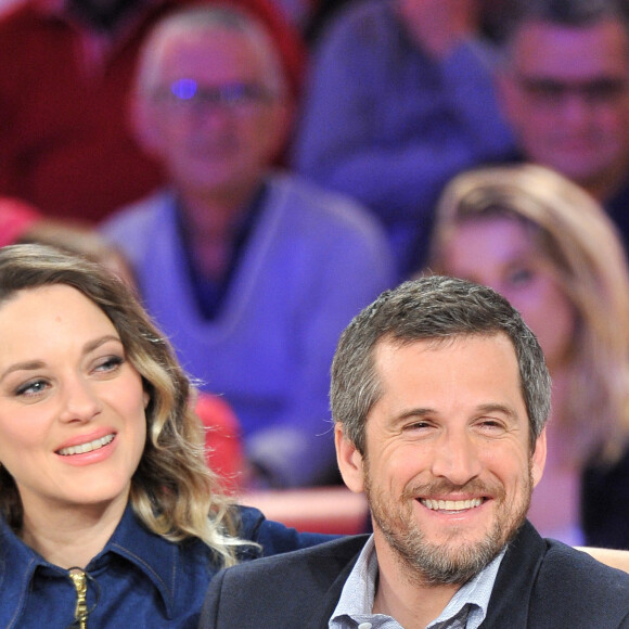 Marion Cotillard et Guillaume Canet - Enregistrement de l'émission "Vivement Dimanche prochain" présentée par M.Drucker sur France 2. Le 29 avril 2019 © Guillaume Gaffiot / Bestimage.