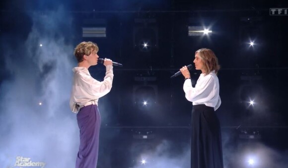Louis en duo avec Zazie lors du prime de la "Star Academy" du 12 novembre 2022, sur TF1