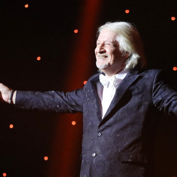 Exclusif - Patrick Sébastien - Spectacle "Le plus grand cabaret du monde" présenté par Patrick Sébastien au Dôme de Paris le 5 novembre 2021. © Bahi/Bestimage