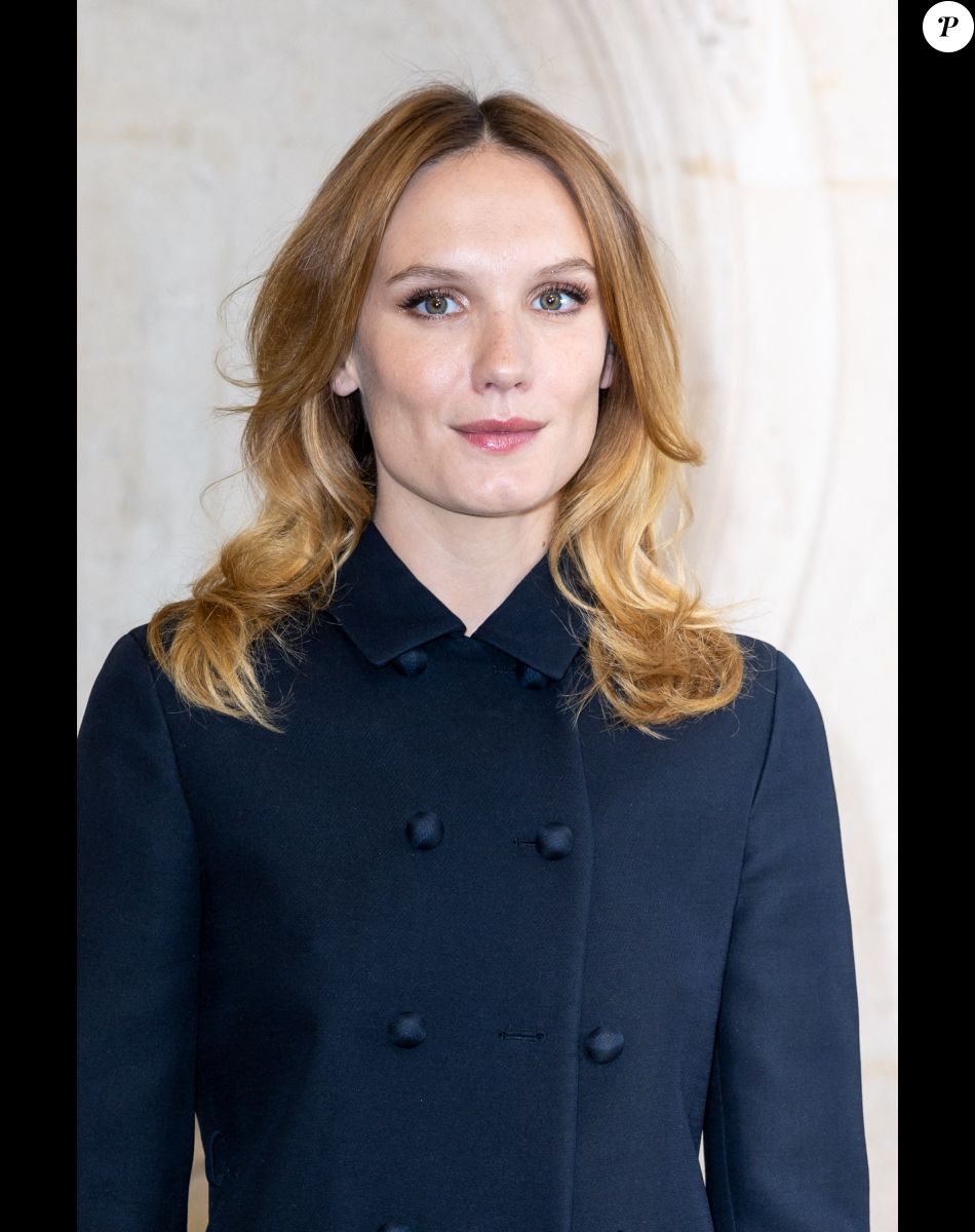Ana Girardot au photocall du défilé de mode Haute-Couture automne-hiver "Dior" à Paris, France © Olivier Borde/Bestimage