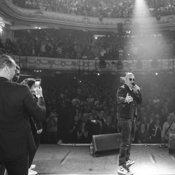 Exclusif - Pascal Obispo et la troupe originale des Dix Commandements - Hommage à Daniel Lévi lors d'un gala au théâtre Mogador à Paris au profit de l'association Daniel Lévi le 7 novembre 2022. © Jack Tribeca / Bestimage