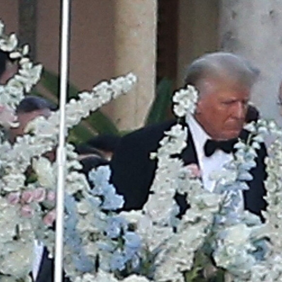 Tiffany Trump et son père Donald Trump - Mariage de Tiffany Trump et Michael Boulos à Mar-a-Lago, Palm Beach en Floride en présence du clan Trump le 12 novembre 2022.