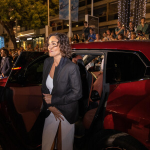 Exclusif - Nadia Farès - Arrivées à la montée des marches du film "Novembre" lors du 75ème Festival International du Film de Cannes. Le 22 mai 2022 © Unique Agency / Bestimage 