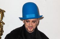 Boy George confirme ENFIN une rumeur sur son physique : une autre star l'a poussé à cette sacrée transformation