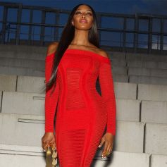 Naomi Campbell - La campagne printemps-été 2022 de la maison de couture de luxe Balmain 