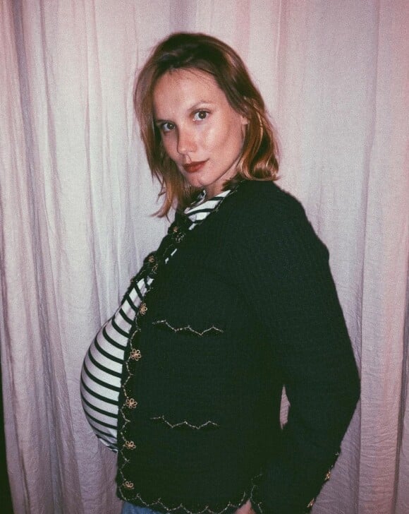 Ana Girardot, enceinte, sur Instagram.