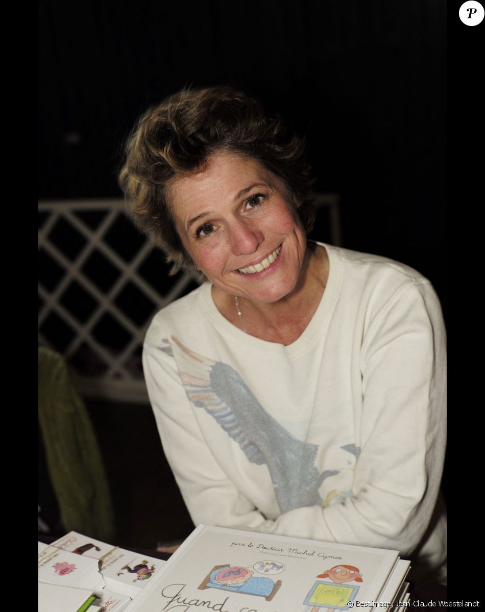 Maureen Dor - Salon du Livre de Verneuil-sur-Avre. Le 24 septembre 2017 © Jean-Claude Woestelandt / Bestimage
