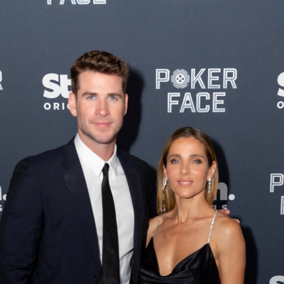Liam Hemsworth et Elsa Pataky à la première du film "Poker Face" à Sydney, le 15 novembre 2022. 