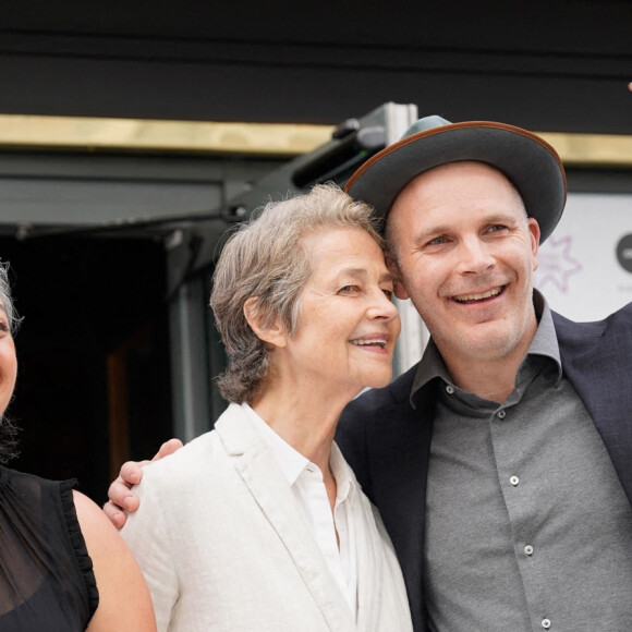 Desray Armstrong, Charlotte Rampling, Matthew J. Saville - Première du film "Juniper" lors du 75e Festival International du Film d'Edimbourg. Le 17 août 2022.