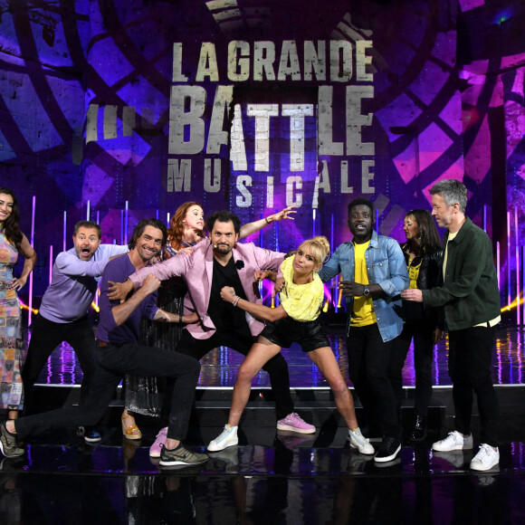 Exclusif - Sophie Ferjani, Jérôme Anthony, Camille Lacourt, Rachel Legrain-Trapani, Eric Antoine, Elodie Gossuin, Donel Jacksman, Vanessa Guide et Jean-Luc Lemoine - Enregistrement de l'émission de télévision "La Grande Battle Musicale", dans le théâtre antique d'Orange. Le 16 mai 2022. © Bruno Bebert / Bestimage