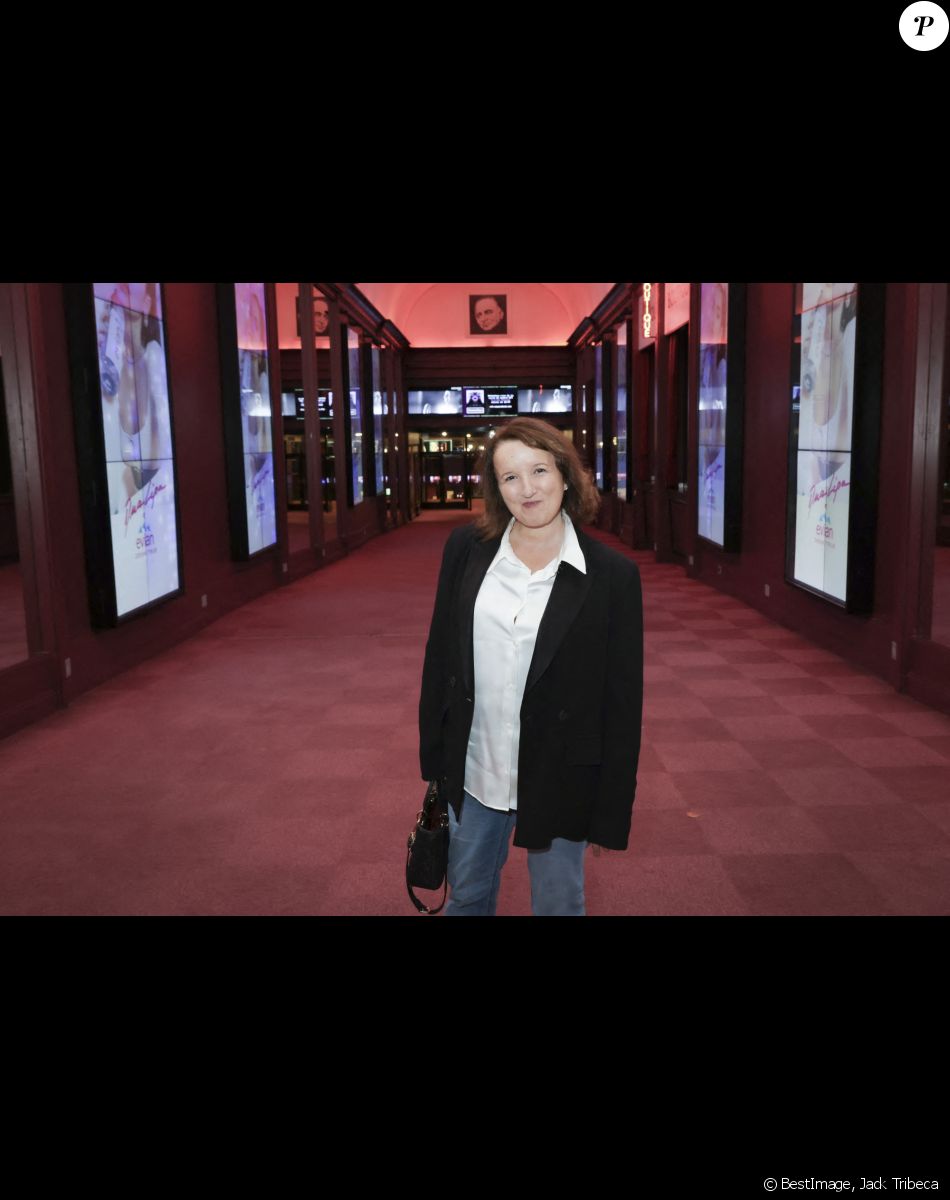Anne Roumanoff - Personnalités au showcase privé de P.Bruel, à l'occasion du 3ème anniversaire de la chaîne Olympia TV dans la Salle de billard de l'Olympia à Paris. Le 27 octobre 2022 © Jack Tribeca / Bestimage.