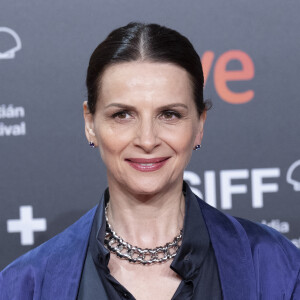 Juliette Binoche - Arrivées à la première du film "Le lycéen" lors du 70ème Festival International du film de San Sebastian (Saint-Sébastien), Espagne, le 19 septembre 2022.