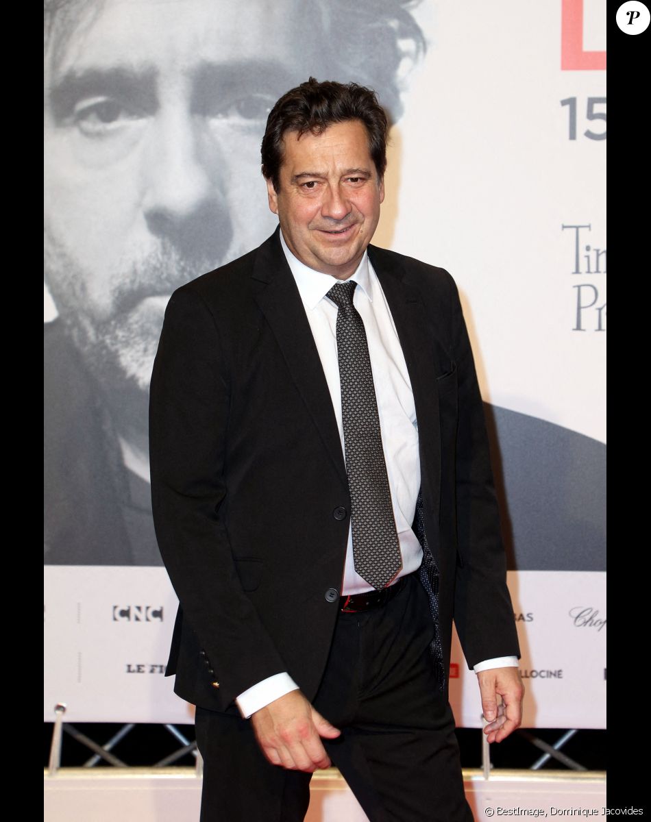 Laurent Gerra - Photocall lors de la cérémonie d'ouverture de la 14e édition du Festival Lumière 2022 à la Halle Tony Garnier à Lyon le 15 octobre 2022. © Domnique Jacovides / Bestimage