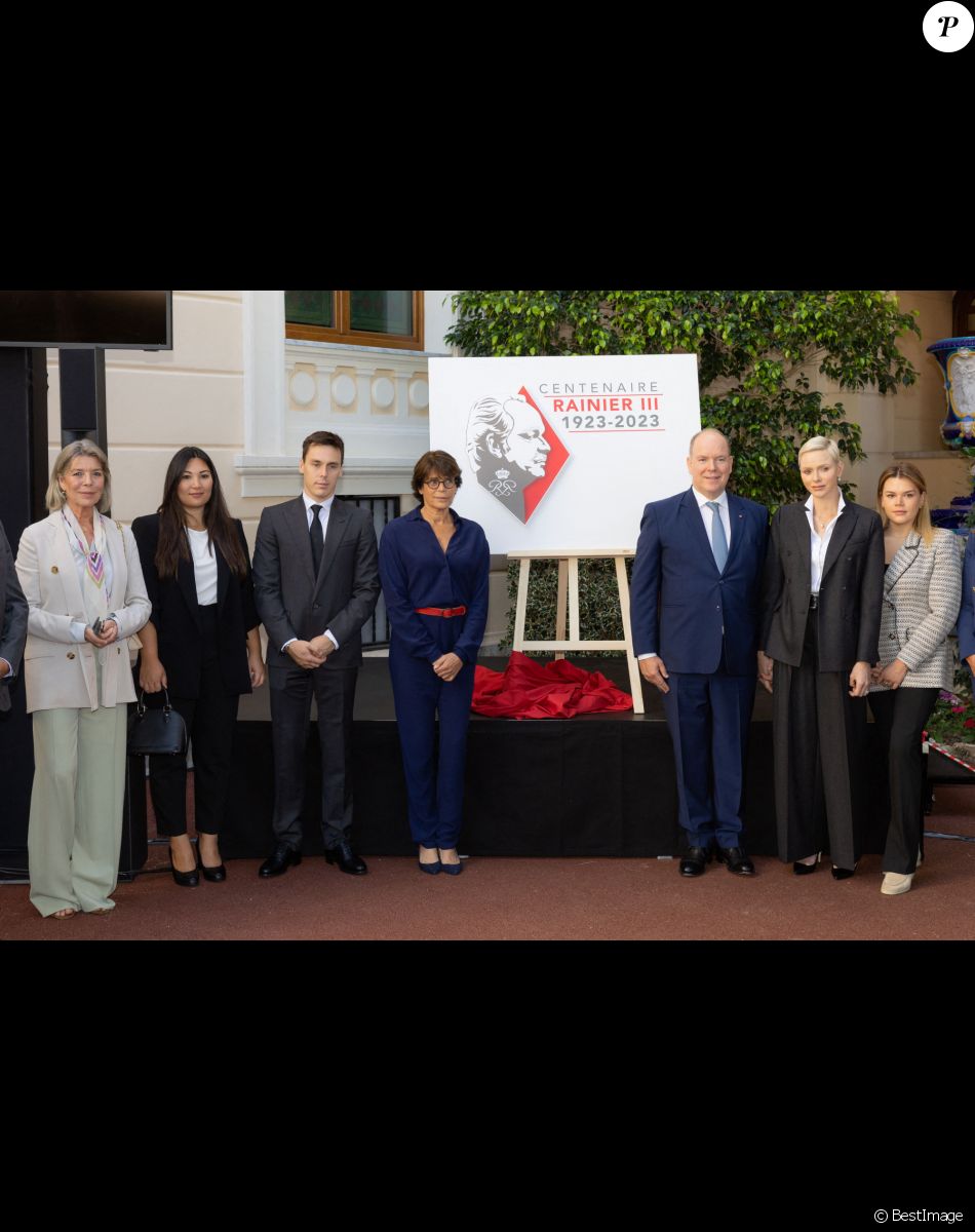 No tabloids - La princesse Caroline de Hanovre, Marie Ducruet, Louis Ducruet, la princesse Stéphanie de Monaco, le prince Albert II de Monaco, la princesse Charlène de Monaco et Camille Gottlieb lors de la conférence de présentation des célébrations du centenaire de la naissance du Prince Rainier III de Monaco au Palais de Monaco, le 28 septembre 2022. © Olivier Huitel/Pool Restreint Monaco/Bestimage