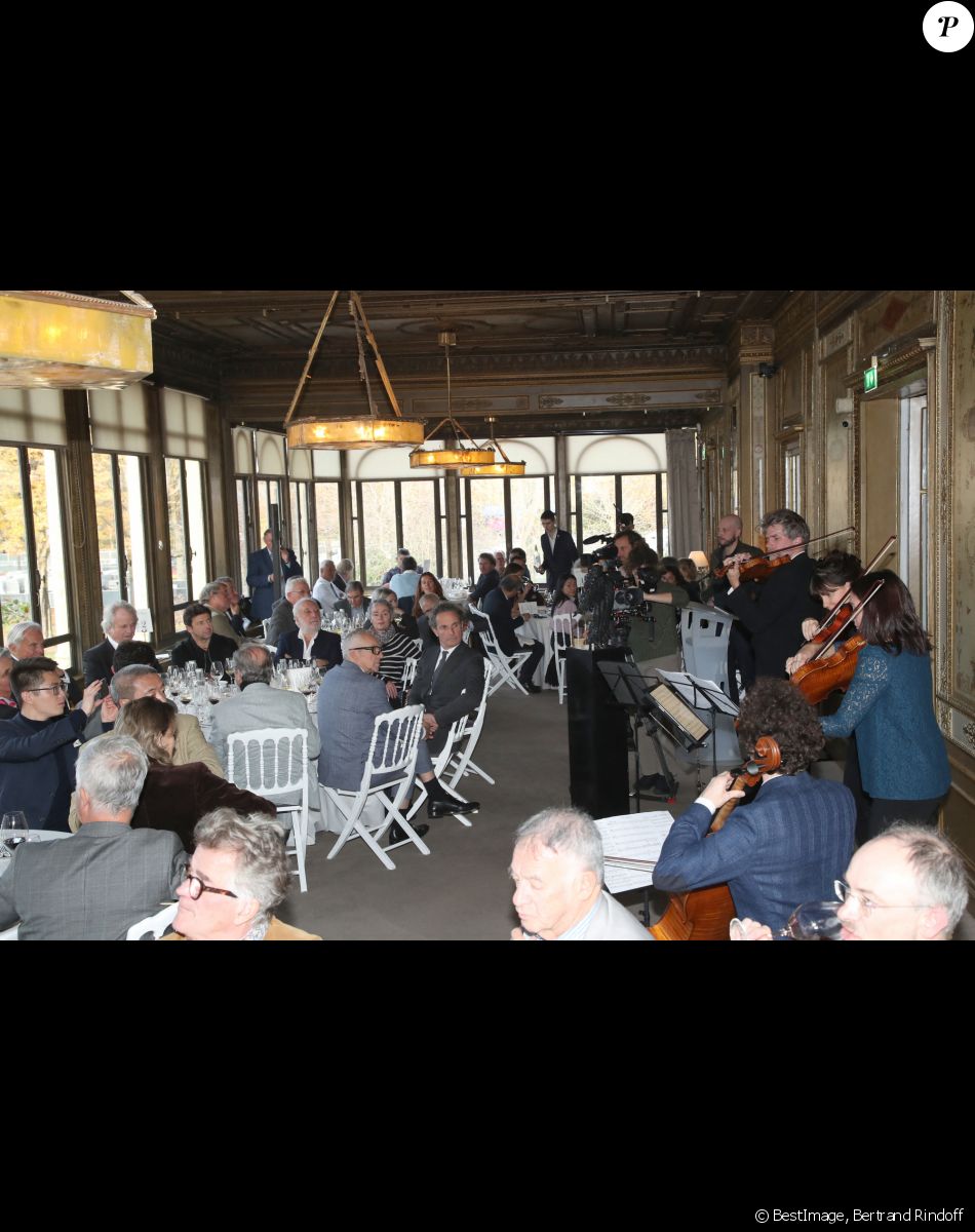 Exclusif - Mini concert du Quatuor de Pape Clément - Le propriétaire B.Magrez fête les 770 ans du Château Pape Clément au Pavillon Ledoyen à Paris, France, le 23 Novembre 2022. © Bertrand Rindoff / Bestimage