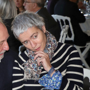 Exclusif - François Berléand et sa femme Alexia Stresi - Le propriétaire B.Magrez fête les 770 ans du Château Pape Clément au Pavillon Ledoyen à Paris, France, le 23 Novembre 2022. © Bertrand Rindoff / Bestimage 