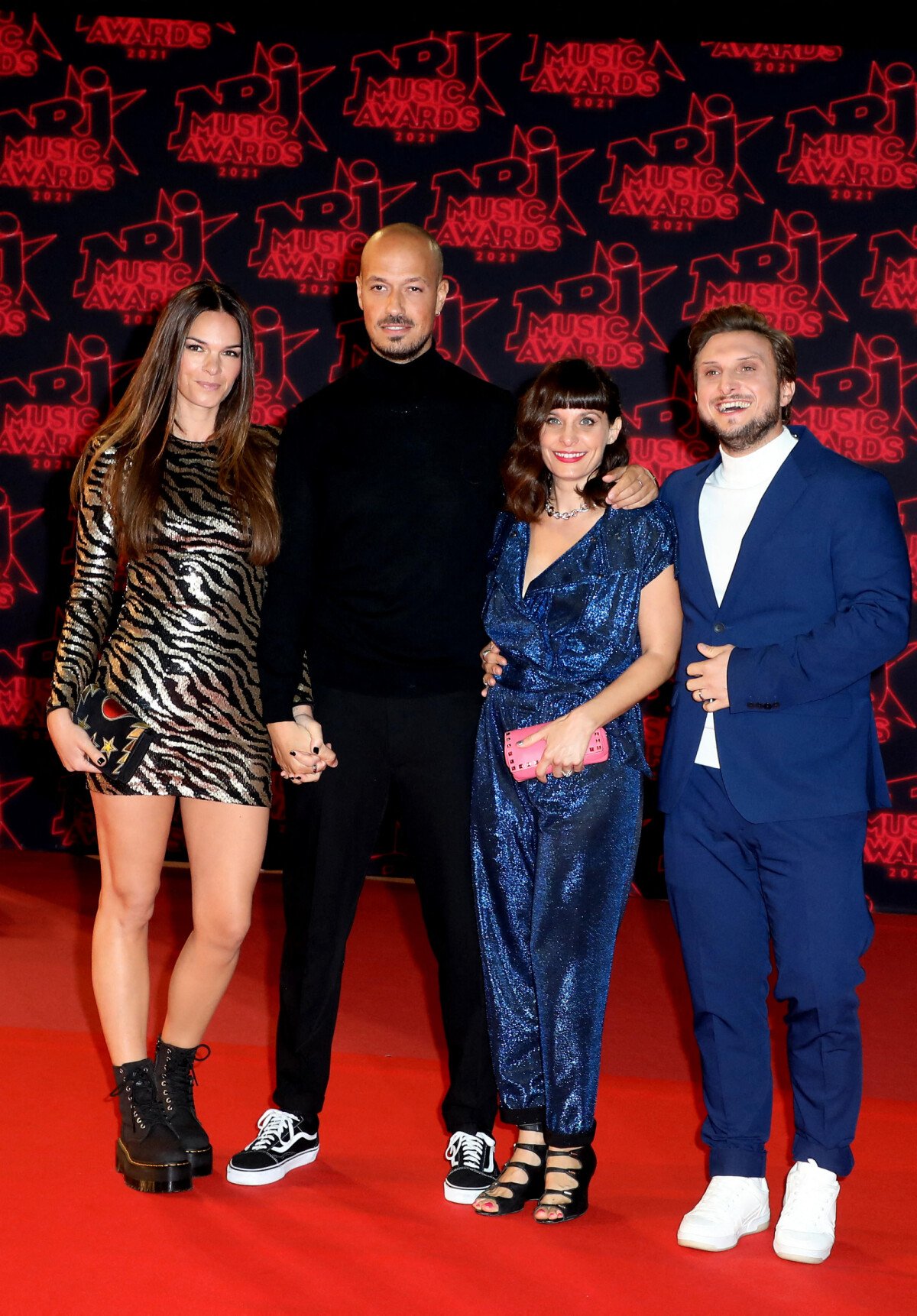 Photo : Carlito avec sa femme Erika Fleury et McFly avec sa femme Tiffany -  23e édition des NRJ Music Awards 2021 au Palais des Festivals de Cannes, le  20 novembre 2021. © Dominique Jacovides/Bestimage - Purepeople