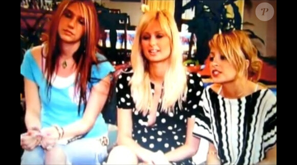 Paris Hilton et Nicole Richie s'invitent dans la famille de Ke$ha, en 2005. A cette époque, la chanteuse était totalement inconnue !