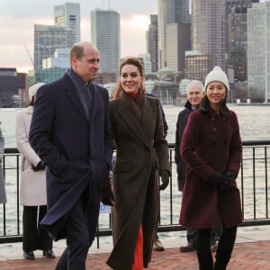 La maire de Boston Michelle Wu - Le prince de Galles William et Kate Catherine Middleton, princesse de Galles, en visite sur le port de Boston, à l'occasion de leur déplacement officiel aux Etats-Unis. Le 1er décembre 2022 